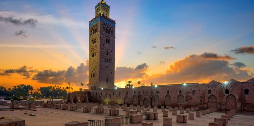 koutoubia mosque marrakech sunrise