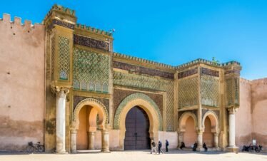 Day Trip from Fes to Meknes & Volubilis
